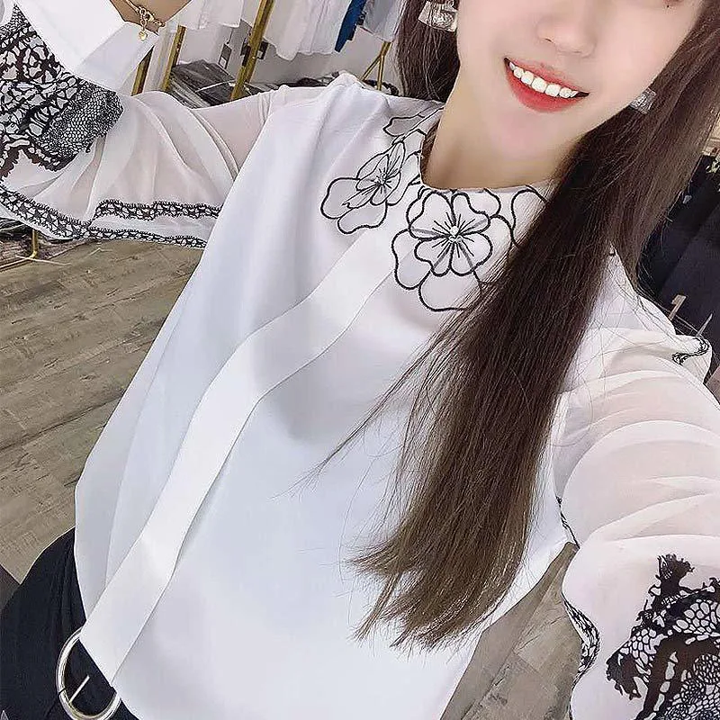 

Women Spring Summer Style Chiffon Blouses Shirts Lady Casual Long Sleeve Peter Pan Collar Printed Chiffon Blusas Tops DD8836