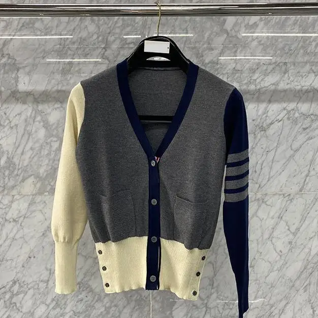 

Женский хлопковый кардиган в полоску, с V-образным вырезом