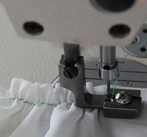 

industrial sewing machine presser foot flat presser foot to crinkle All steel quality P950,S950