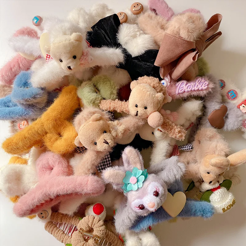 

New Colorful Plush Claw Clip for Women Tough Plastic Hair Claw Large Size Cartoon Hair Clamps Faux Fur Hair Accessories Gift