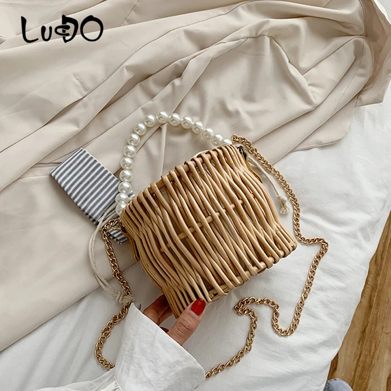 

LUCDO Straw Weaving Handbags 2020 Summer Ladies Pearl Chain Crossbody Bags For Women Travel Shoulder Messenger Bag