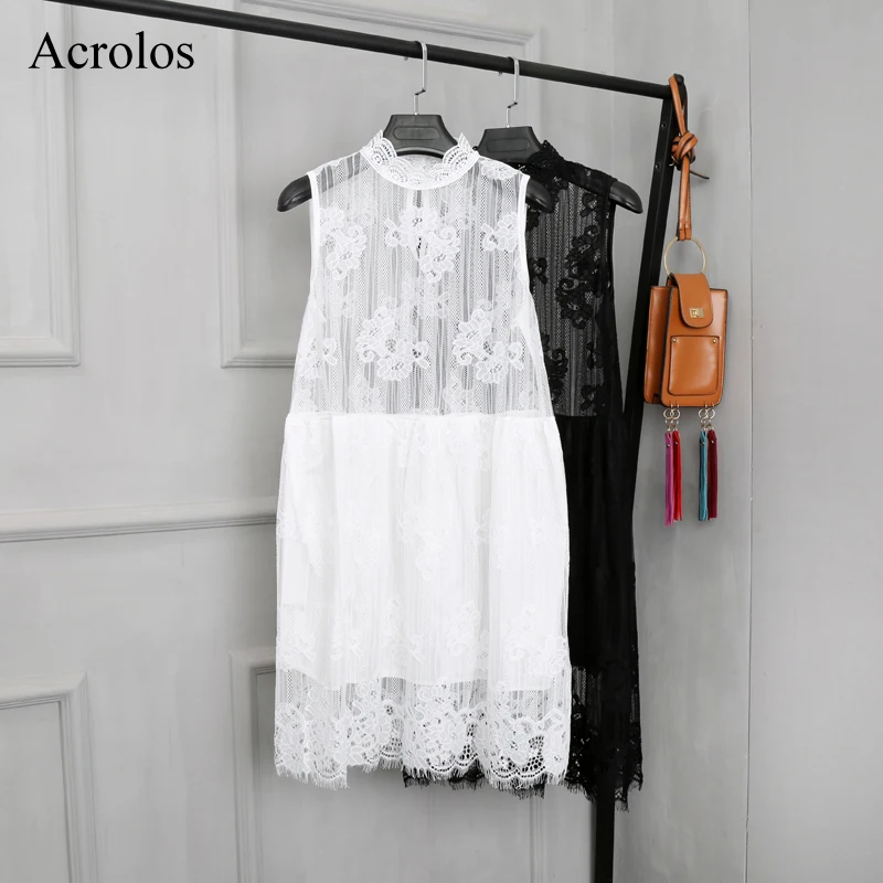 Женское кружевное платье без рукавов белое однотонное элегантное с цветочным