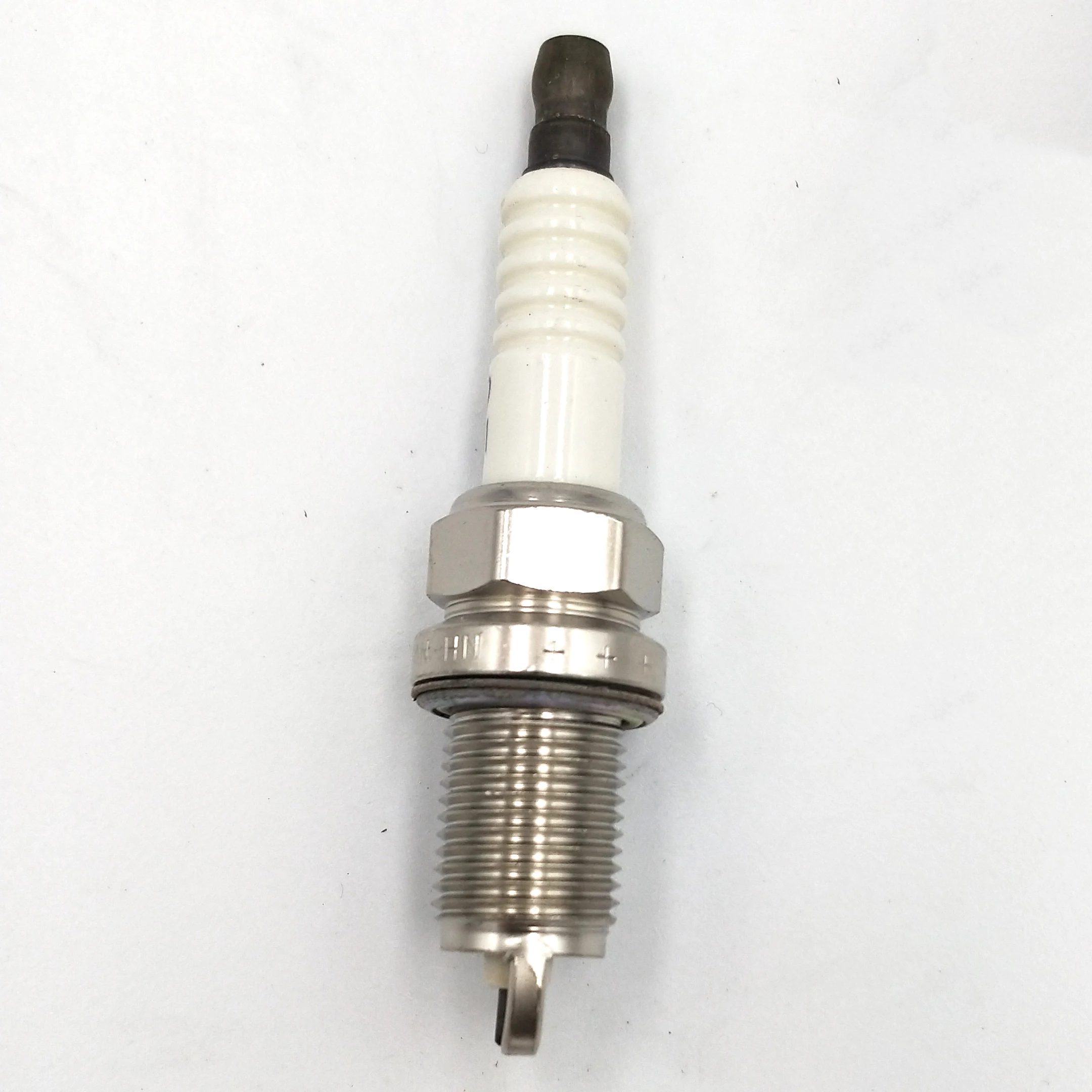 4 шт./лот Новинка K20TR11 90919-01198 свечи зажигания для TOYOTA AVENSIS SIENNA CAMRY WINDOM IPSUM AVALON 9091901198 K20TR11 90919 01198