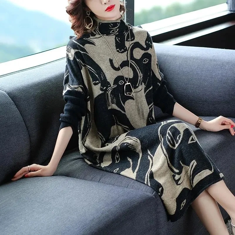 Шерстяное вязаное платье женское Повседневное до колен с высоким воротником