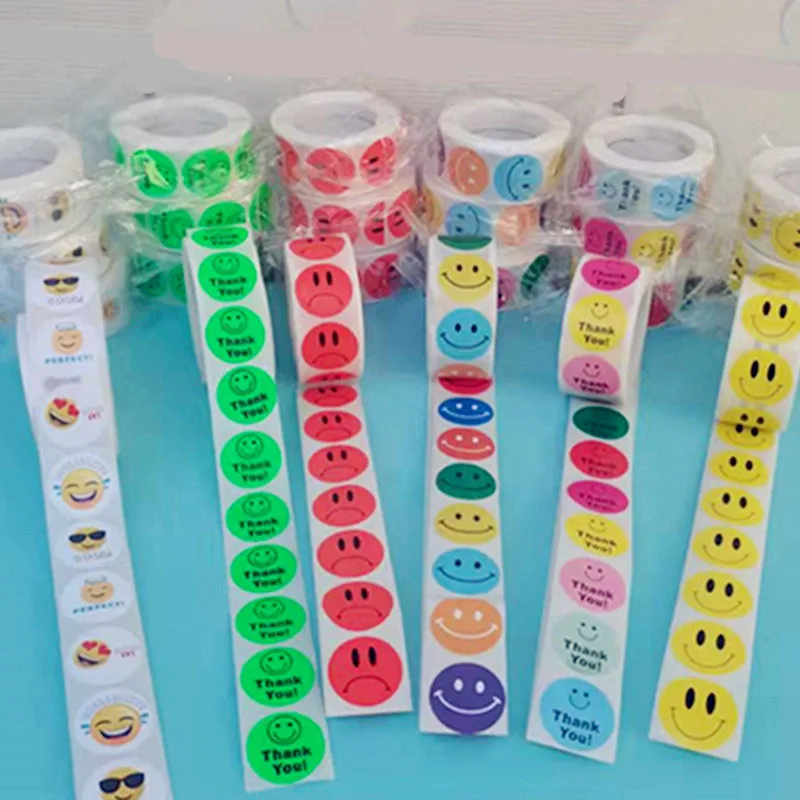 

A variety of smiley face portrait stickers notebook children's toys teacher reward inspirational stickers 2.5CM500PCS