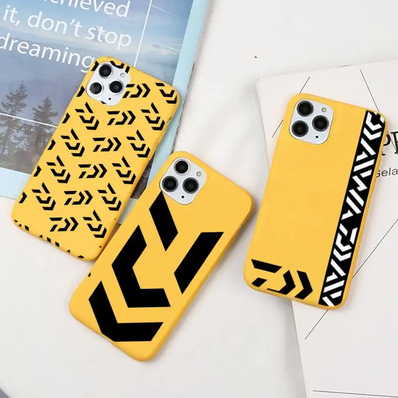 

Daiwa Fishing Logo Phone Case For Iphone 6 6s 7 8 Plus XR X XS XSmax 11 12 Pro Mini Max Candy Yellow Silicone Cover