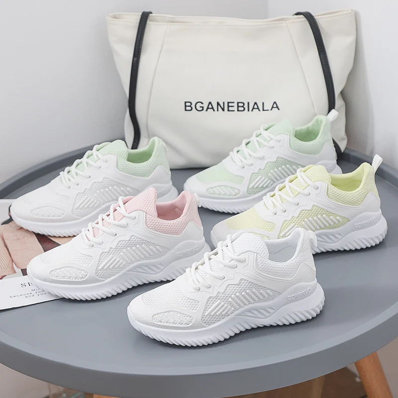 

2020 spring and summer new women's casual shoes fashion breathable walking mesh lace flat shoes sports shoes female green white
