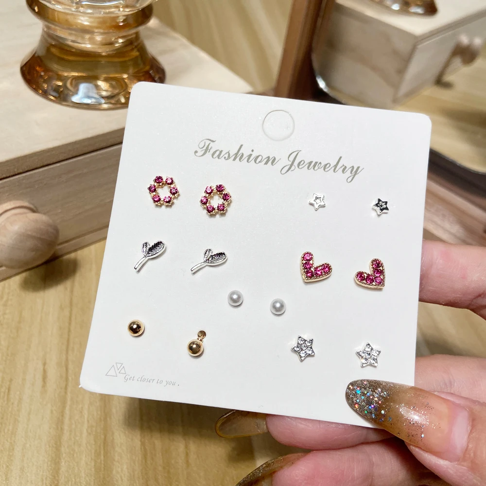 

ZOVOLI Korean Crystal Pearl Flower Love Snowflake Rhinestone Stud Earrings For Women Geometric Moon Star Earrings Gifts Jewelry