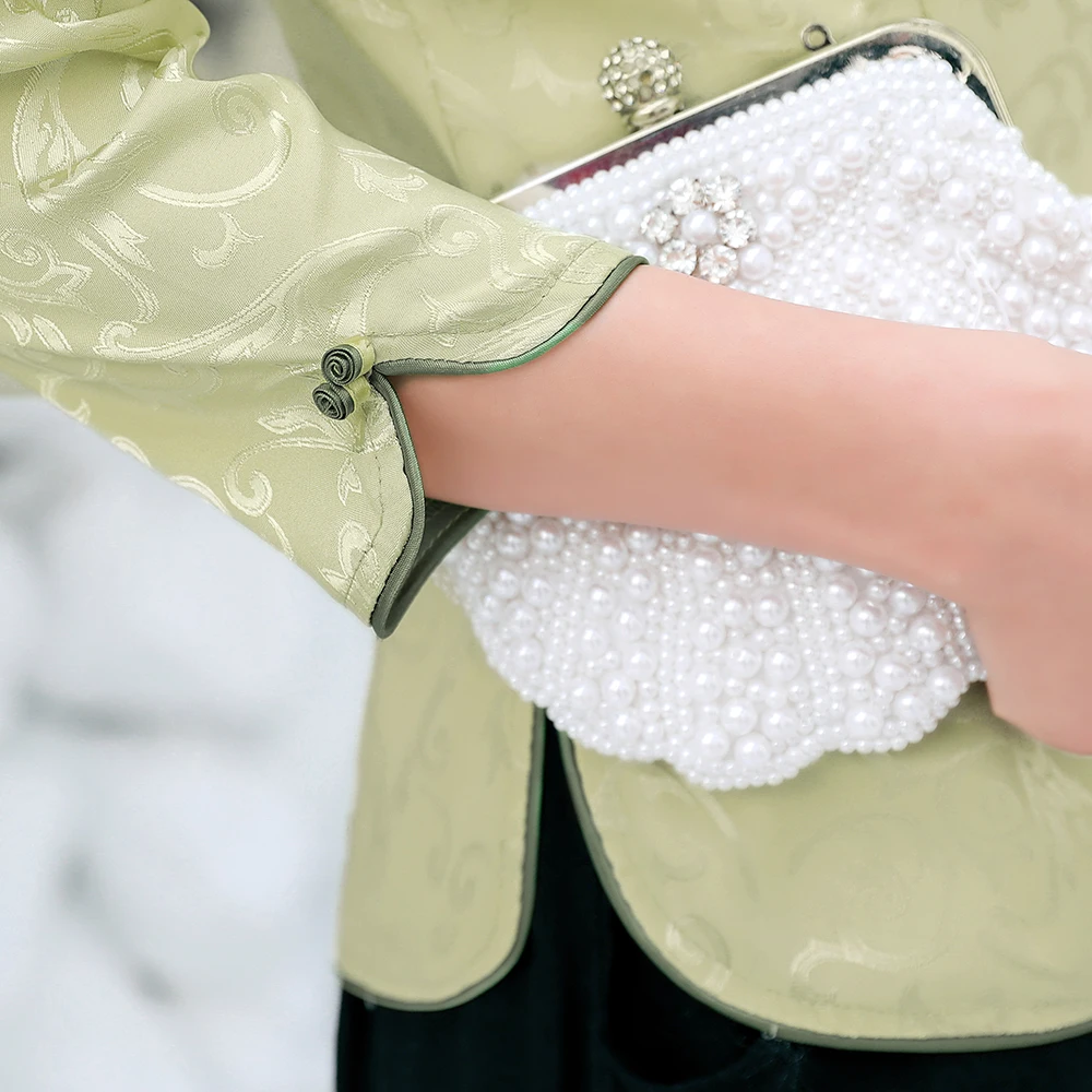 Женская атласная блузка на пуговицах элегантная белая рубашка с коротким