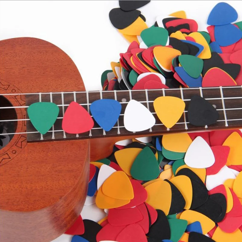 

100pcs Guitar Picks Plectrums Accessories Random Color Guitar Picks Soft Good Quality ABS Acoustic Ukulele Bass Electric