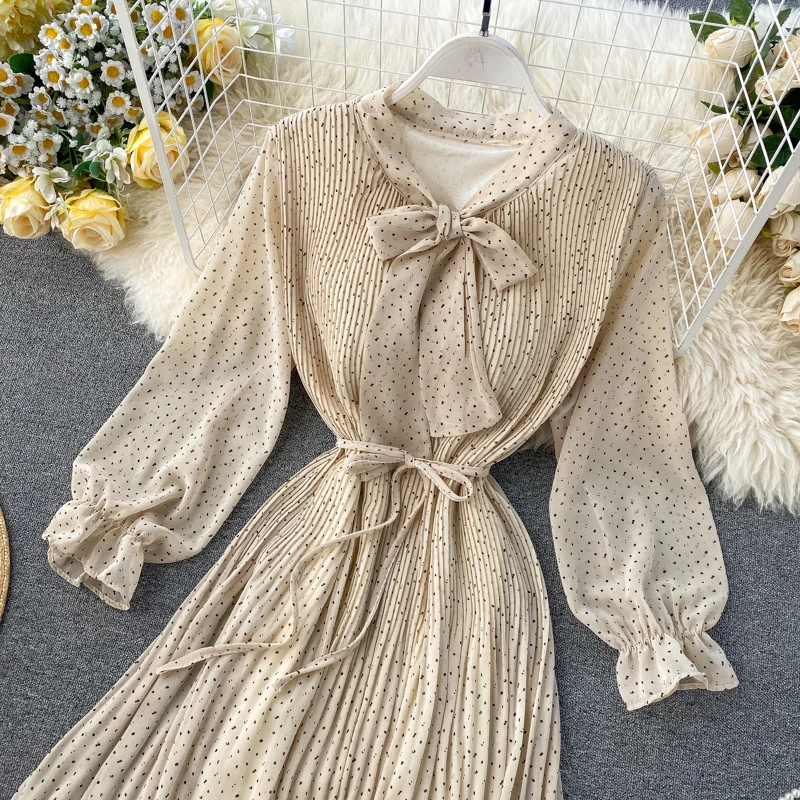 

2020 new spring fashion women's clothing Autumn chiffon polka dot pleated dress dresses