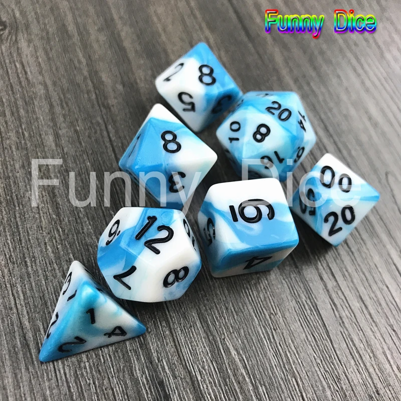 Blue White Новое поступление 7 шт. 2-х цветный набор Игральный костей с Туманность эффект d& игральная кость комплект d4, d6, d8, d10, d%, d12, d20 многогранные кубики, ролевые игры кубик для настольной игры - Цвет: Blue White