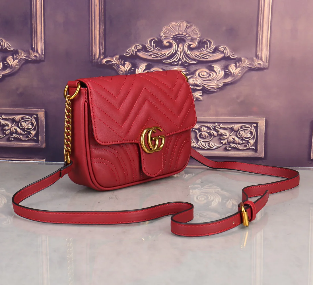 

Women Marmont Chain Quilted Leather Shoulder travel Bag Tote Handbags with Double G bags