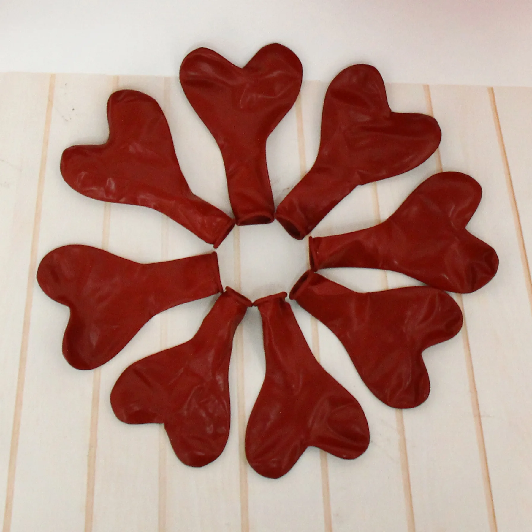 

100pcs Garnet red heart-shaped balloon heart ruby red latex balloon wedding room decoration supplies