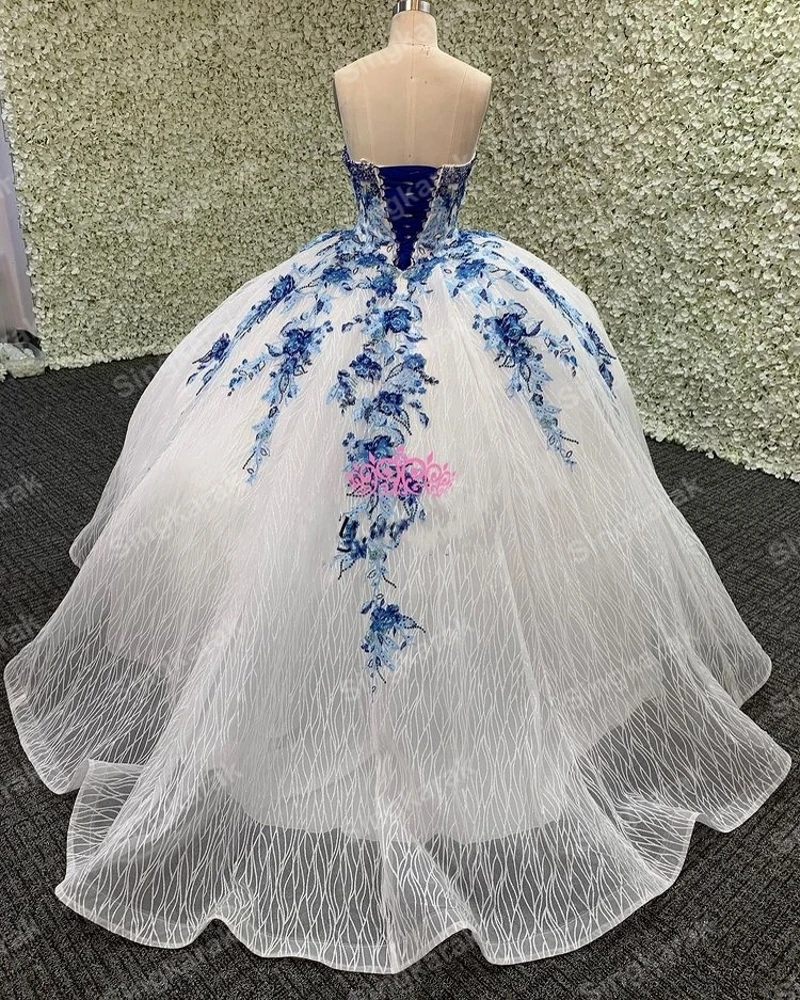 

2021 Shining White Quinceanera Dress Blue Flower Applique Beading Sweet 15 16 Dress Pageant Gowns Vestidos De 15 16 Aos XV