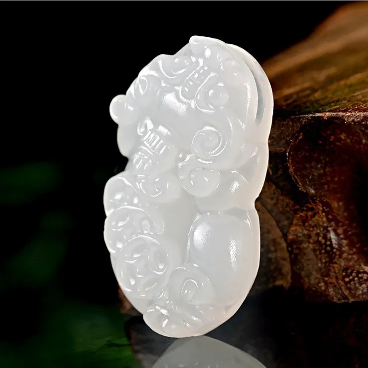 

Afghanistan white jade couple pendant