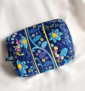 M большая косметичка