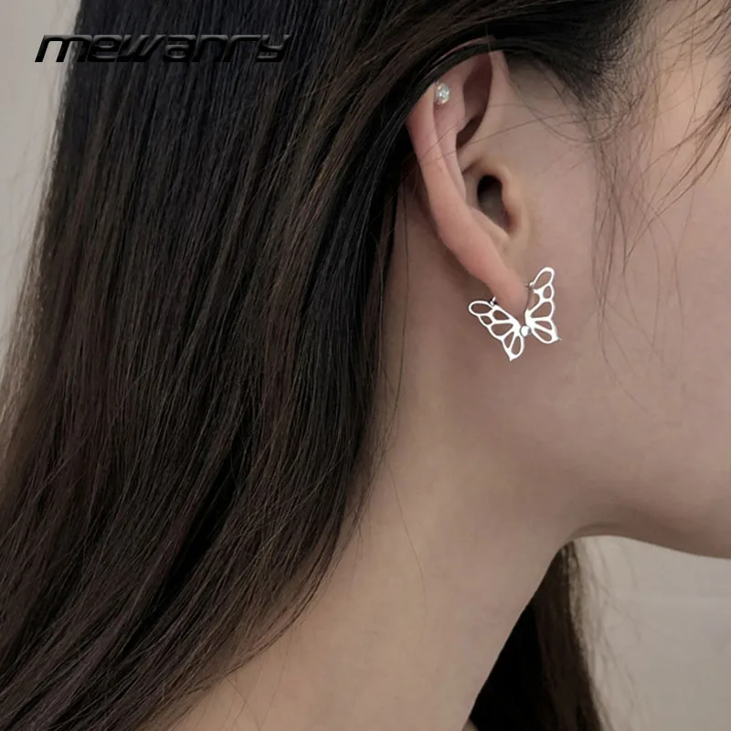 

MEWANRY Prevent Allergy 925 Sterling Silver Hoop Earrings for Women Ear Buckle New Trendy Elegant Hollow Butterfly Party Jewelry