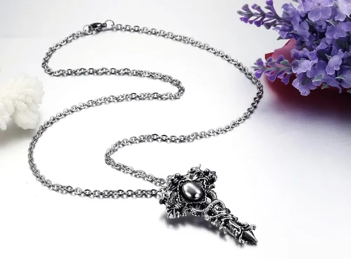 Подвеска на шею из нержавеющей стали подойдет в качестве подарка как для мужчин