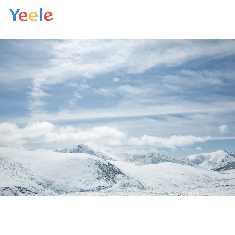 Фотофон для студийной фотосъемки с изображением белого зимнего горного пейзажа