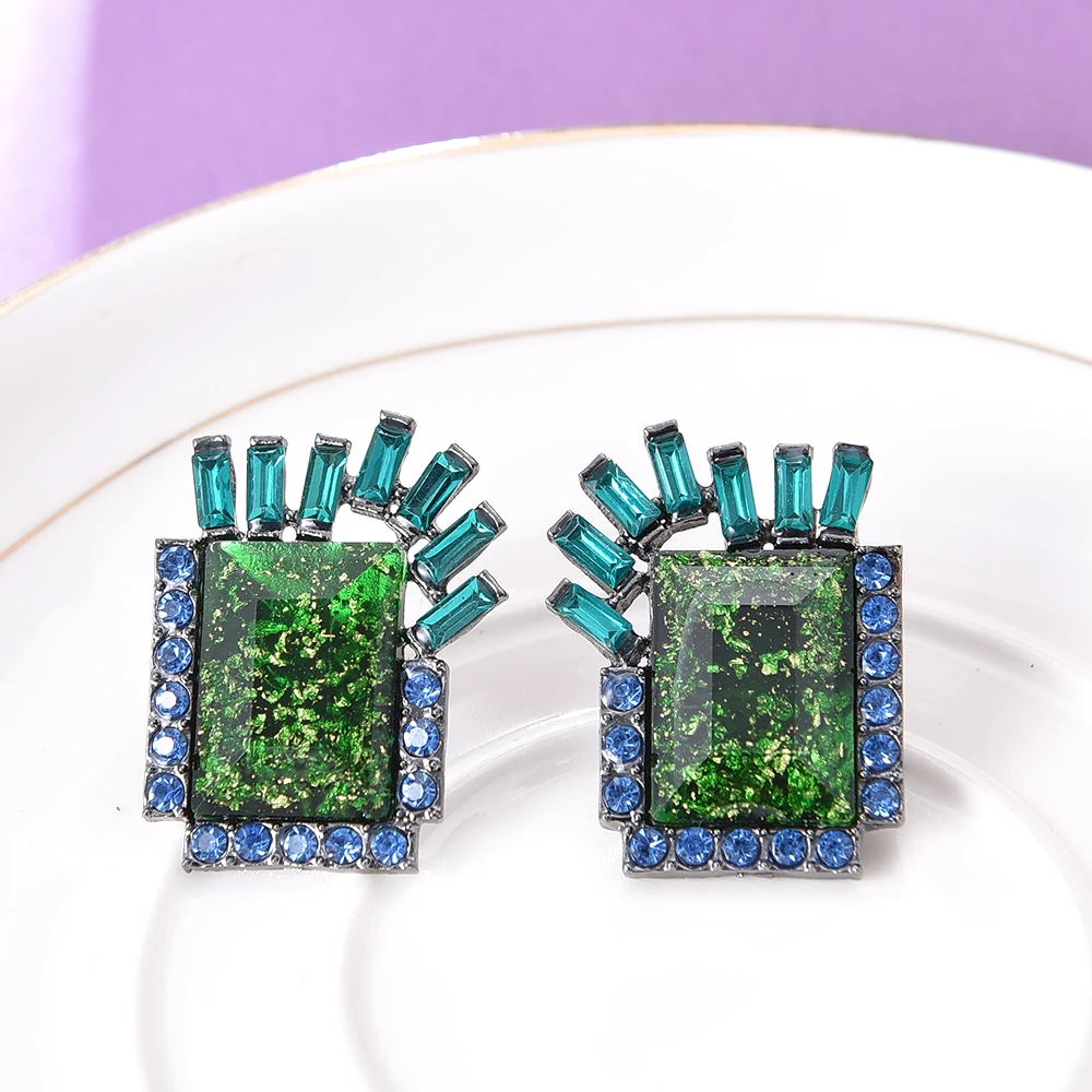 

Korean Fashion Geometric Rhinestone Stud Earrings For Women Vintage Romantic Colorful Female Pendientes Cadeau Design Jewelry