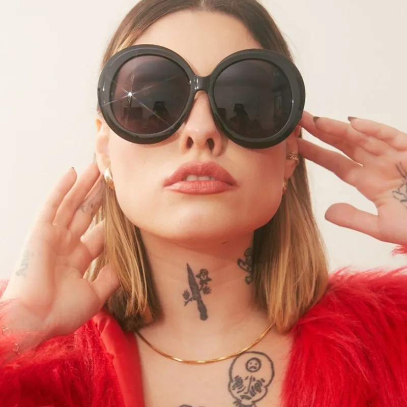 

Солнцезащитные очки круглые в винтажном стиле для мужчин и женщин, классические модные темные очки с градиентными линзами в ретро стиле