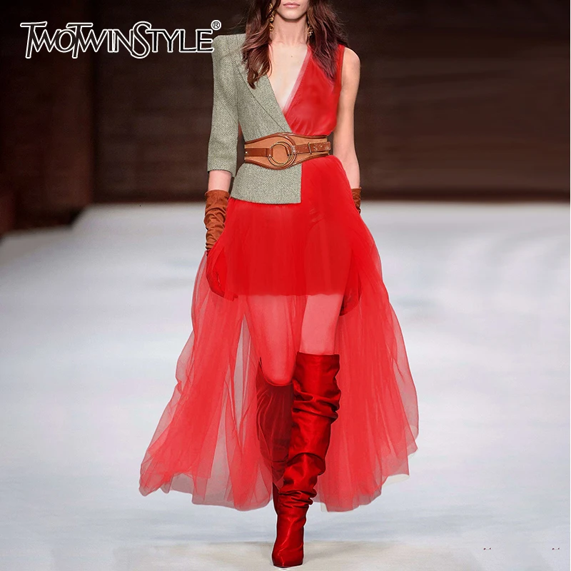 Женское платье с асимметричным воротником TWOTWINSTYLE разноцветное составного кроя