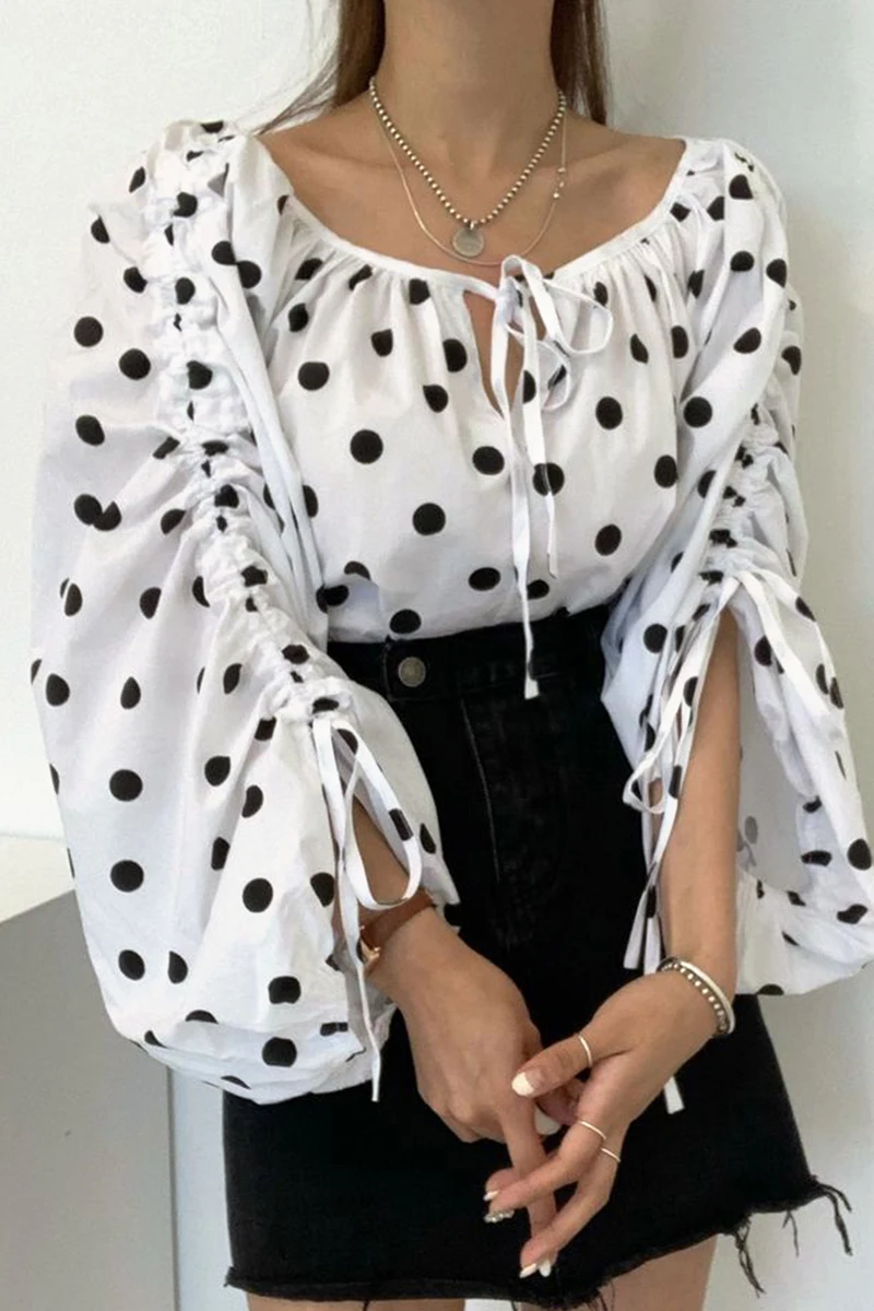 

ZCSMLL Korea Chic Age Reduction Wild Round Neck Tie Design Drawstring Lantern Sleeve Black and White Wave Dot Shirt Top Women