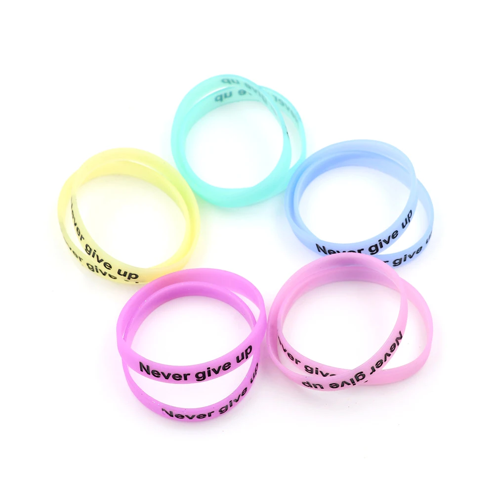 2 шт. светятся в темноте силиконовые резиновые эластичность спортивные браслет