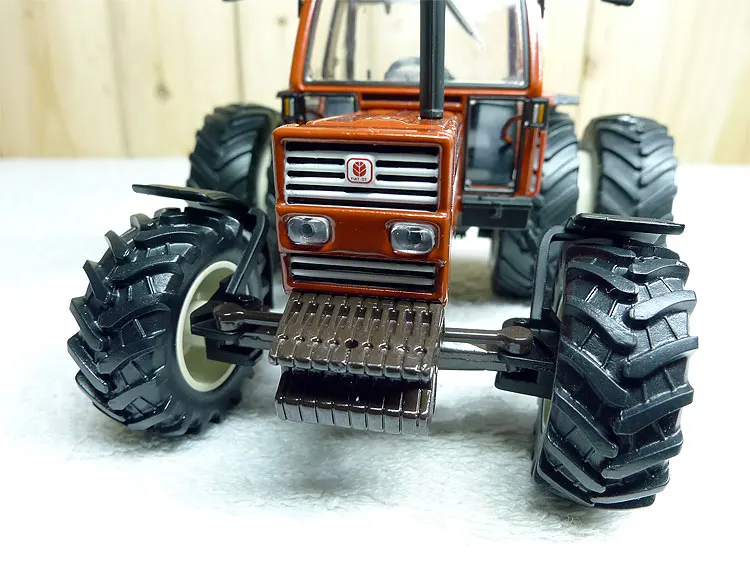 RE P 1:32 FIAT 100-90 Terracotta DW Tractor Alloy Metal Diecast Cars Model Toy Vehicles For Children Boy Toys |