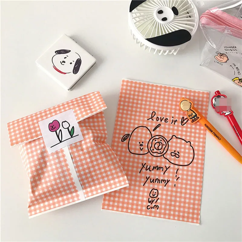 

5 Pcs Cute Cartoon Orange Grid Paper Food Safe Bag Birthday Wedding Party Favors New Year Gifts Bags Packing for Guests 20x14cm