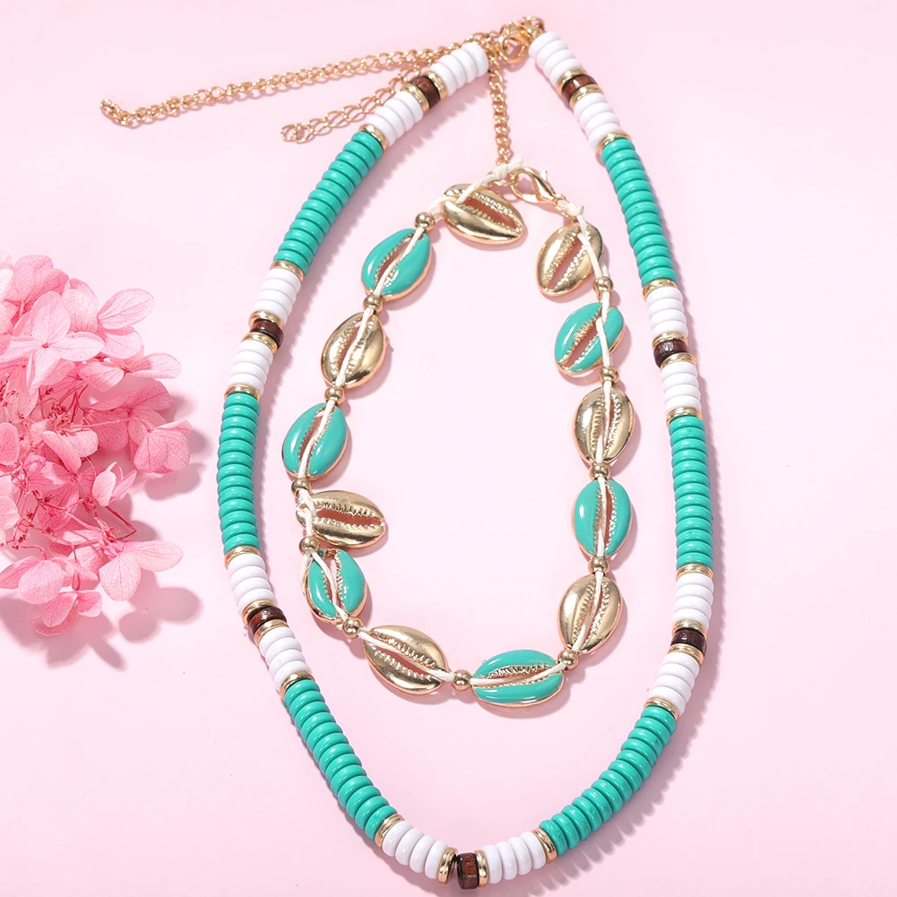 Зеленые бусы ручной работы Трендовое модное массивное ожерелье Золотая оболочка