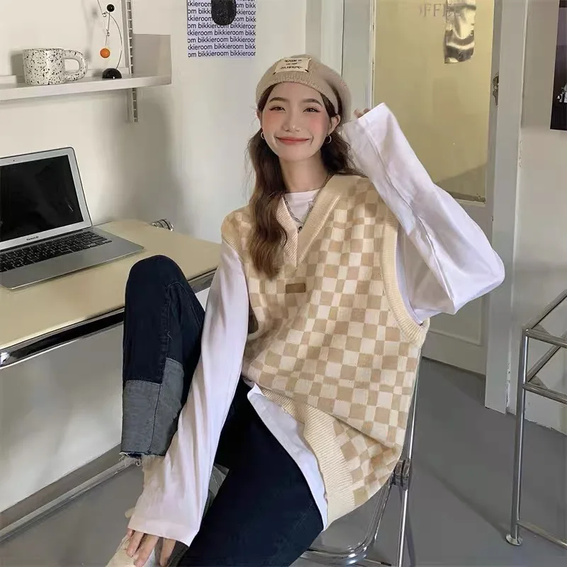 

Creamy Check V-neck Knitted Vest Korean Fashion Plain Sleeveless Sweater Loose Casual Wool Pullover Warm Winter Women Tops