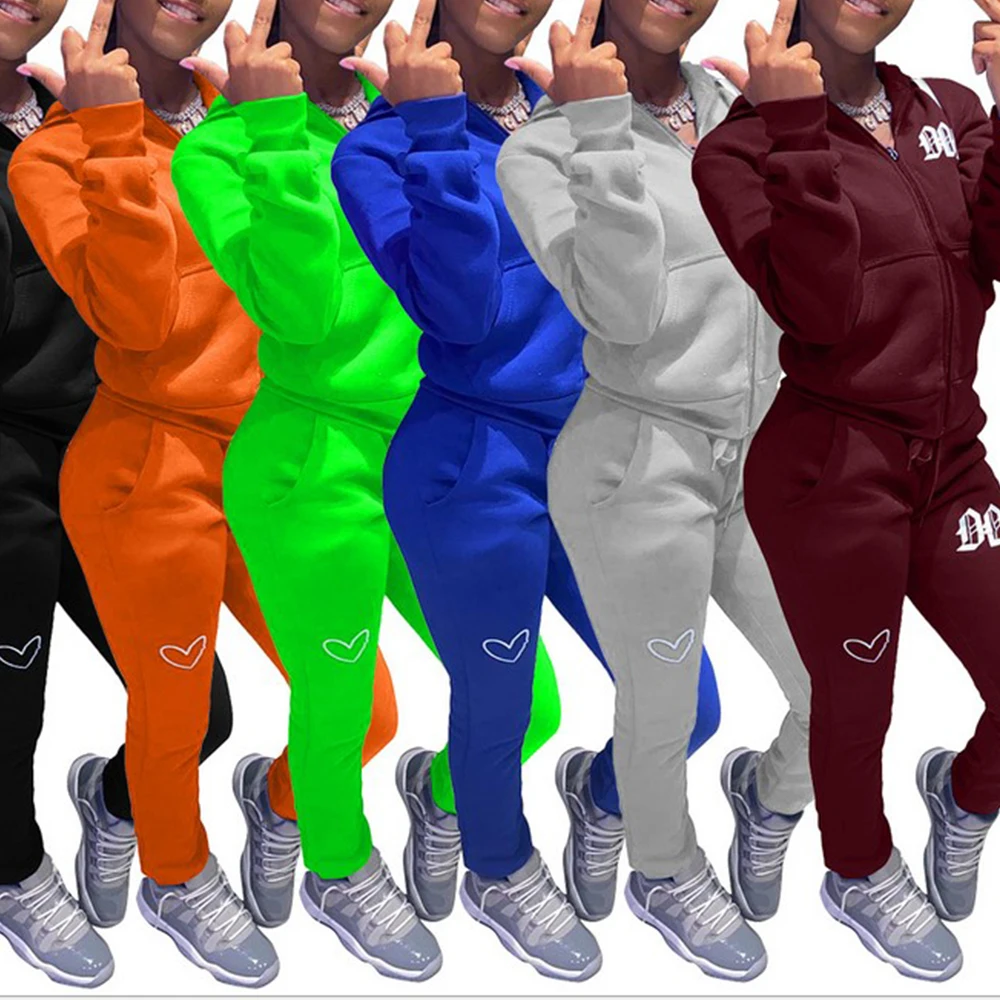 

Женский спортивный костюм с принтом сердца, повседневная одежда, комплект из двух предметов, брюки, костюмы, женский комплект одежды, пальто...