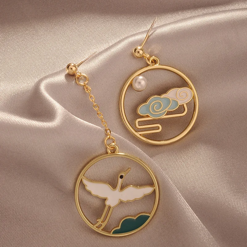 Женские серьги в стиле ретро с журавлем Модные металлические Асимметричные