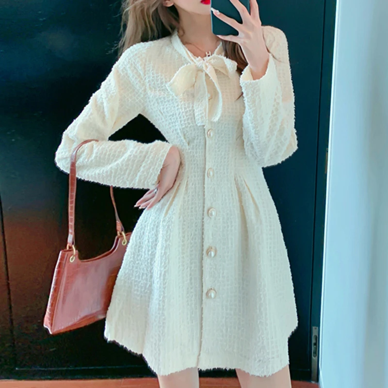 

Vintage Pearl Buttons Tie Bow Light Luxury Aristocratic Little Sweet Wind Dress 2020 Fall Winter Outfit New High-End Temperament