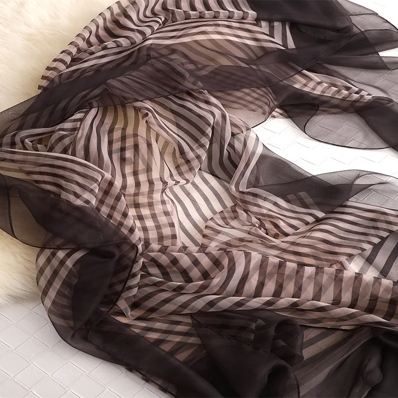 

China high quality silk 2019 Four seasons female Popular fashion scarves beach Sunscreen Print shawls women beautiful hijab