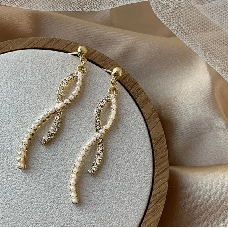 

New Staggered Rhinestone Pearl Earrings for Women Fashion 925 Silver Pin Earrings Korean Fashion Jewelry Accessories for Girls