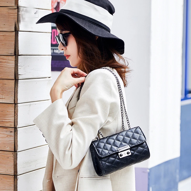 

Сумки для женщин 2020 мини маленькая квадратная сумка через плечо Маленькая искусственная кожа модная классическая цепочка Новая Корейская ...