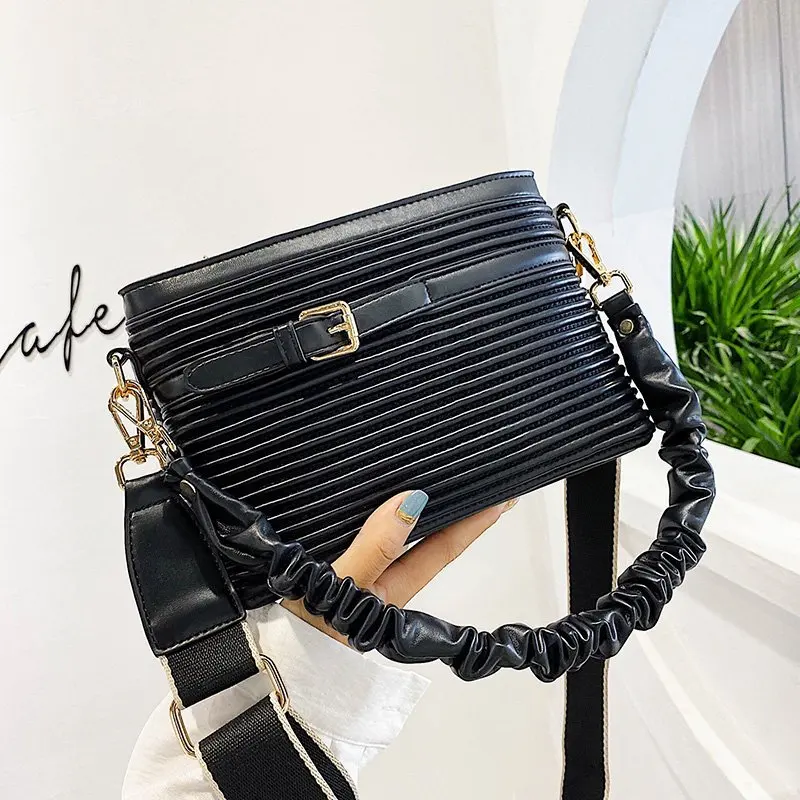 

Wholesale Purses And Handbags Luxury Designer Pleated Handbags For Women 2020 Fashion Crossbody Bag High Quality Luxury Purse