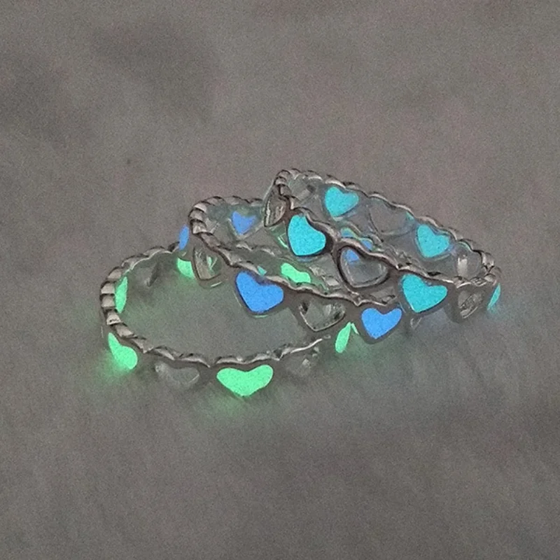 

Unique and Simple 1 Piece of Luminous Ring Couple Love Men and Women Luminous Wedding Ring Jewelry Accessories Gift