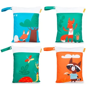 HappyFlute цифровая печать 30*40 см Wetbag 2 кармана с ручкой многоразовые водонепроницаемые Мультяшные принты влажная сухая сумка для подгузников