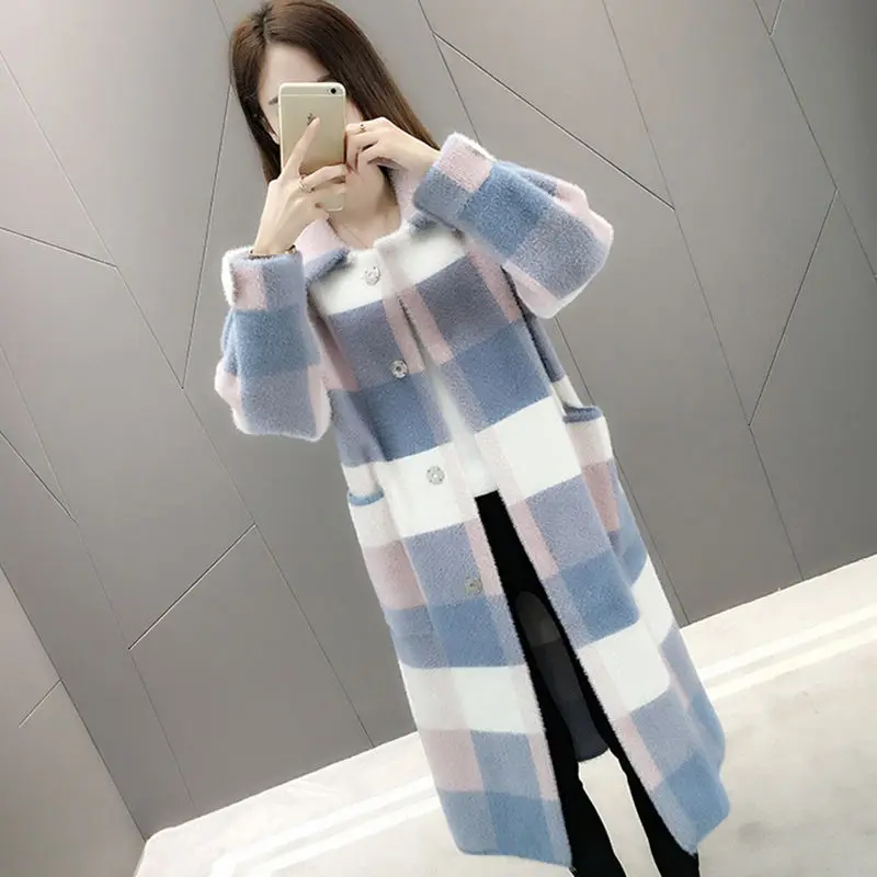 

2021 Winter New Women's Warm Checkered Knitted Long Coat Cardigan Jacket Plus Velvet Warm Checkered Windbreaker Plus Size