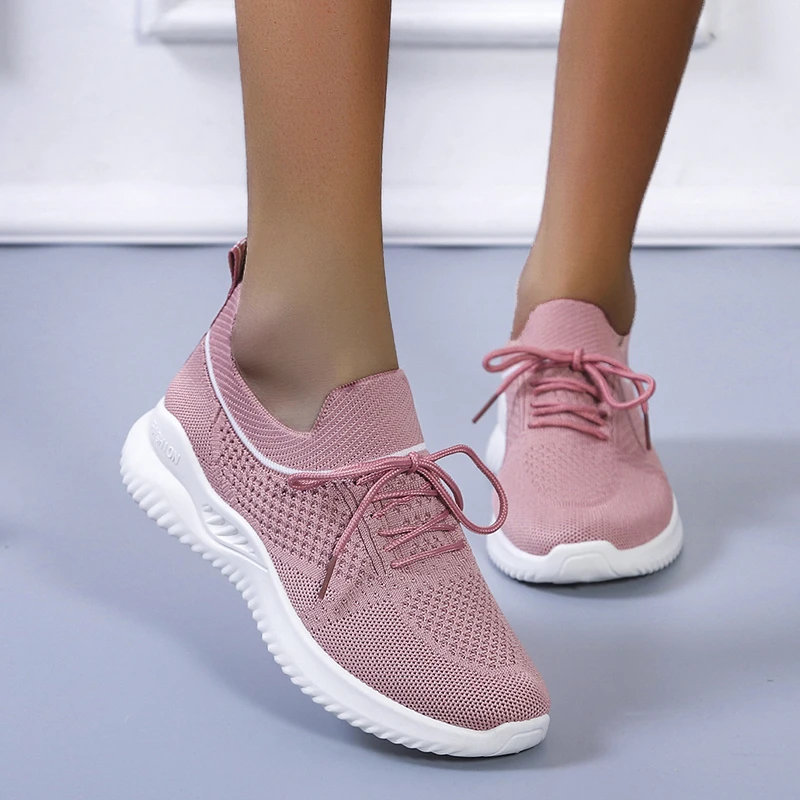 

Кроссовки женские спортивные, черные, на платформе