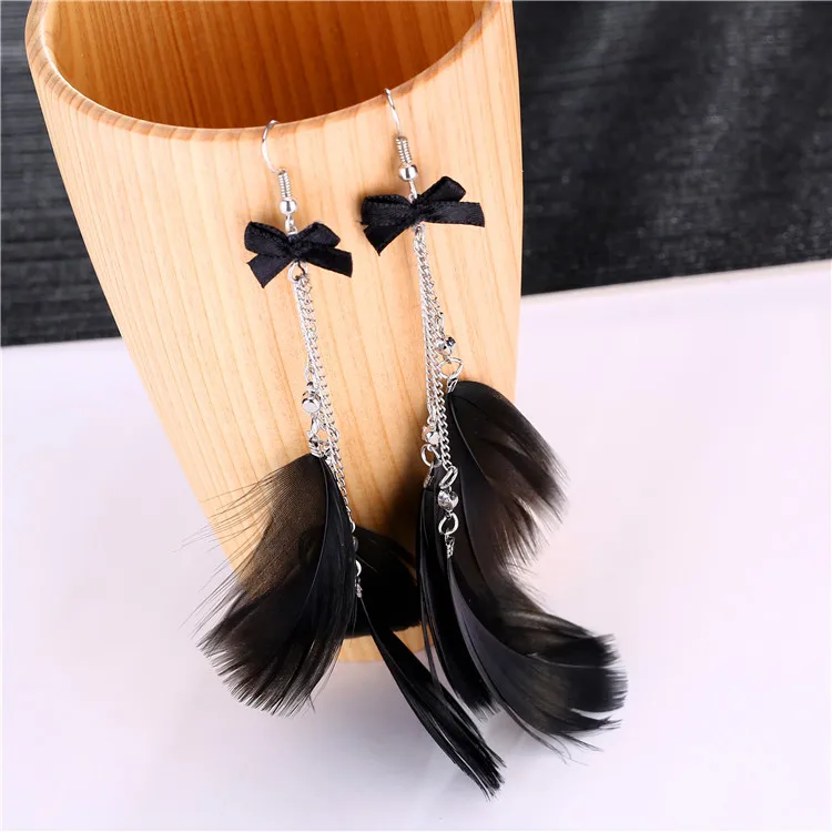 Серьги-клипсы с черным Лебединым пером в европейском и американском стиле