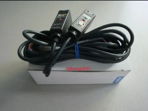 Новый Omron фотоэлектрический переключатель Датчик E3R 5E4(E3R 5DE4 и 5L) 12 24VDC #