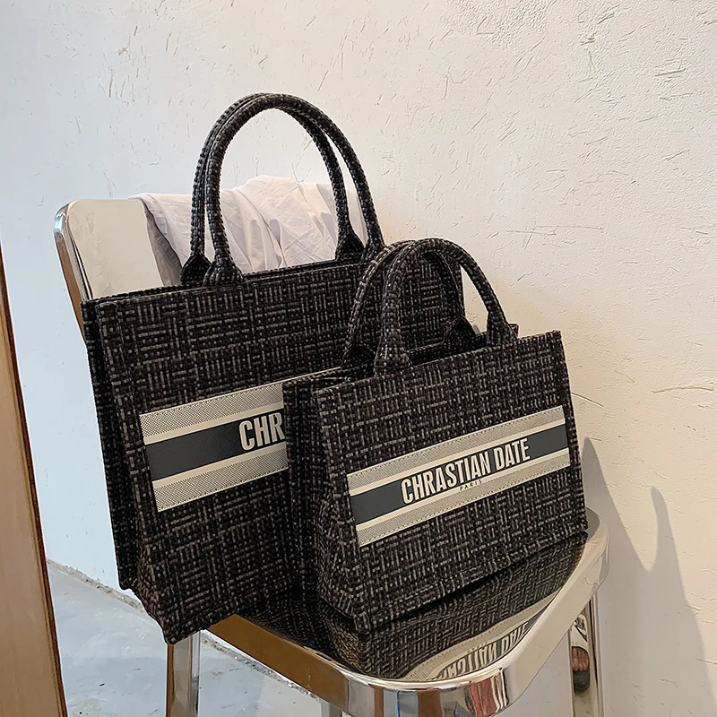 

2021 New Large-Capacity Trend All-Match High-End Texture Western Style Striped Wome Single Shoulder Portable Tote Designer Bag