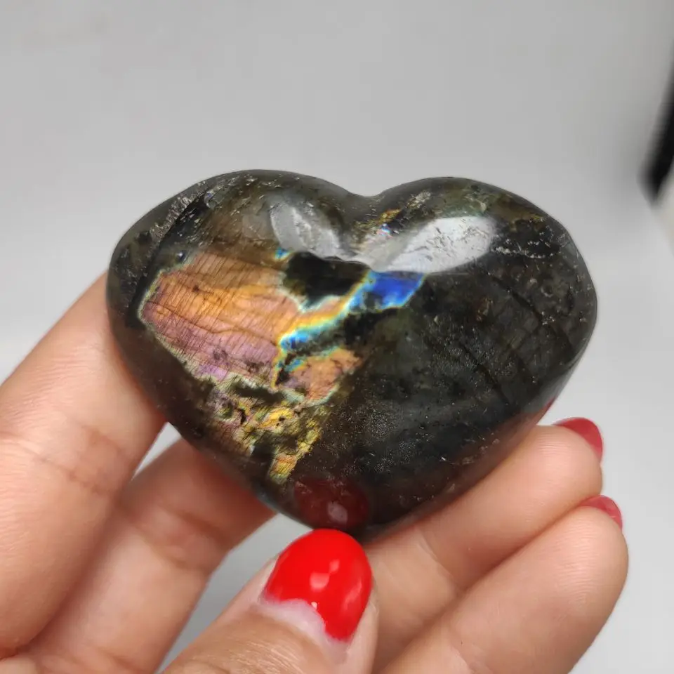 

5-6 см естественная полированная искусственная кожа ручная резная в форме сердца хрустальное сердце Исцеление