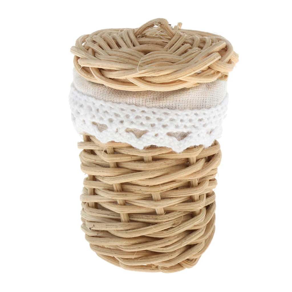 

Миниатюрная корзина для одежды ручной работы для кукольного домика масштаб 1:12