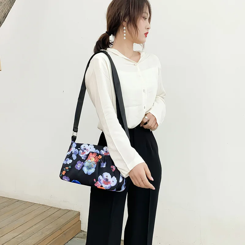 

Women's Handbags